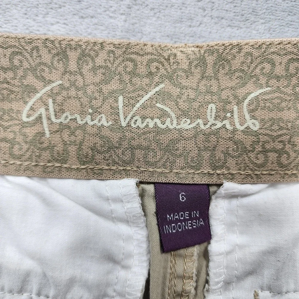 Gloria Vanderbilt Shorts Womens 6 Beige Celina Chino Twill Stretch Casual Summer